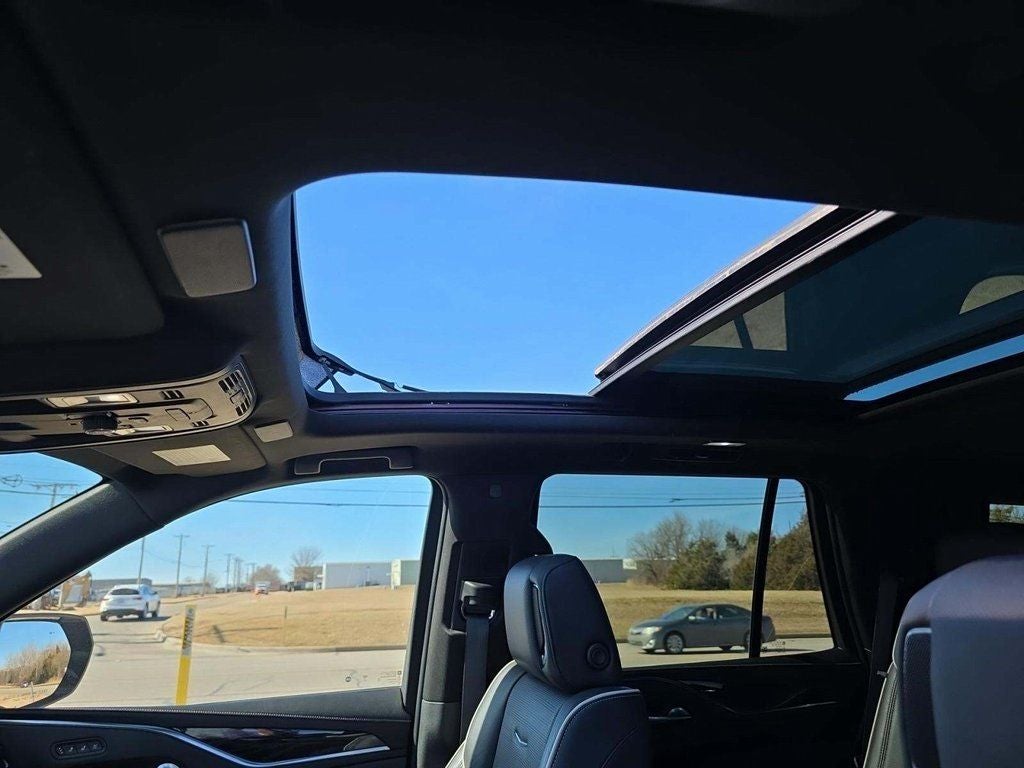 2022 Cadillac Escalade Sport