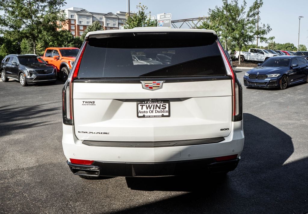 2022 Cadillac Escalade Sport