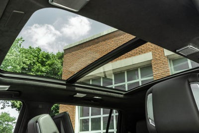 2025 Cadillac Escalade ESV Sport Platinum