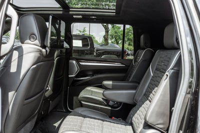 2025 Cadillac Escalade ESV Sport Platinum