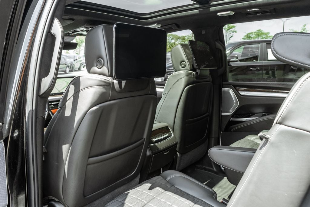 2025 Cadillac Escalade ESV Sport Platinum