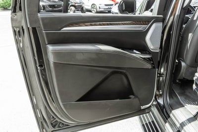 2025 Cadillac Escalade ESV Sport Platinum