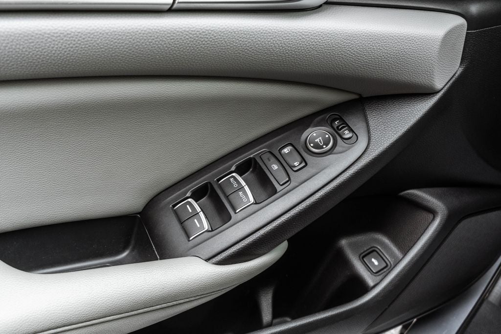 2019 Honda Accord Hybrid EX