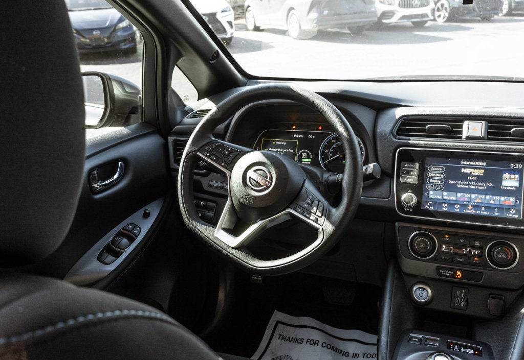 2025 Nissan Leaf S