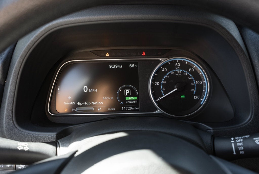 2025 Nissan Leaf S
