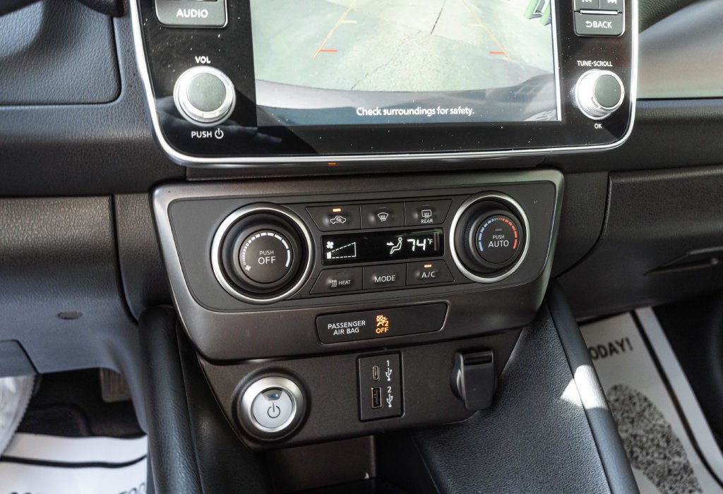 2025 Nissan Leaf S
