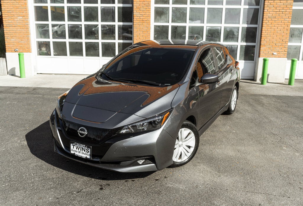 2025 Nissan Leaf S