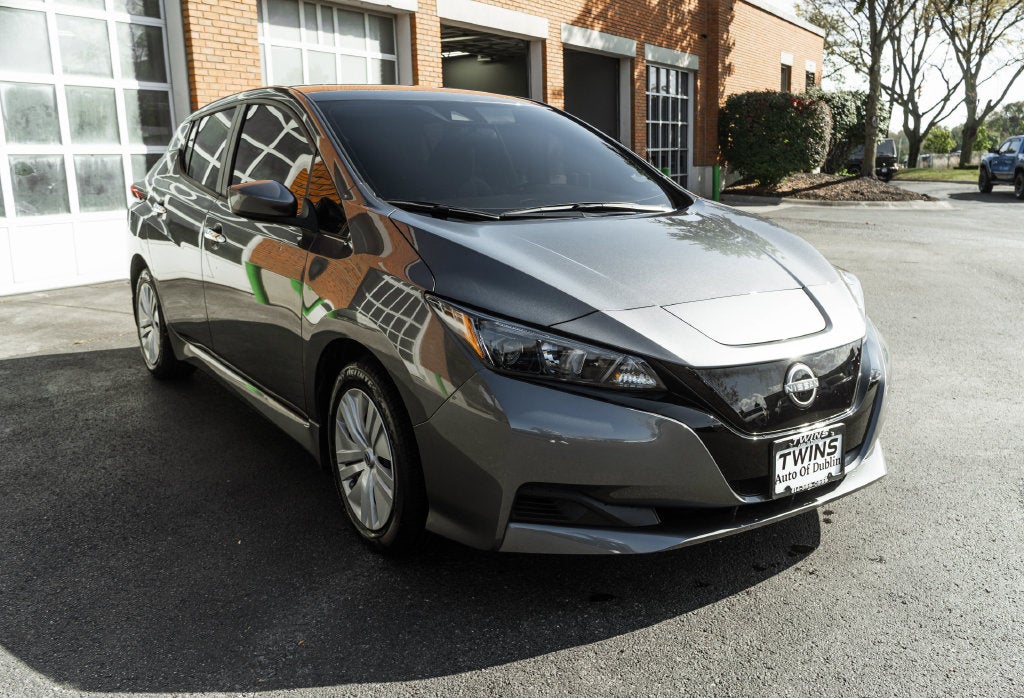 2025 Nissan Leaf S