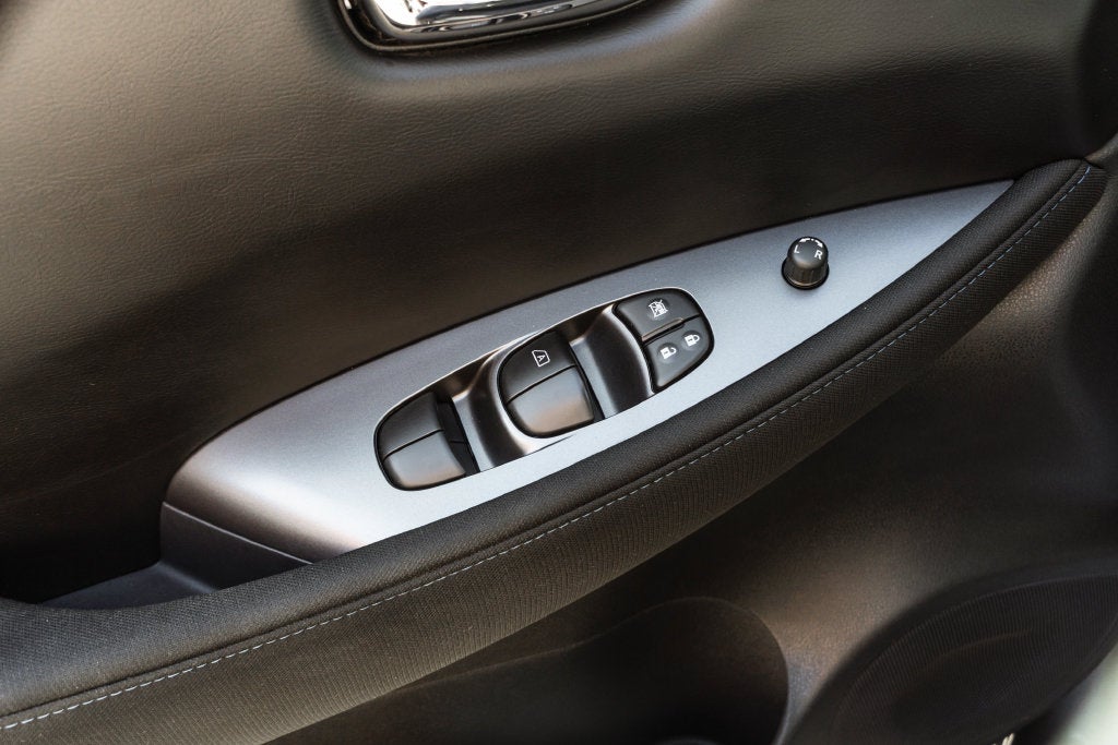 2025 Nissan Leaf S