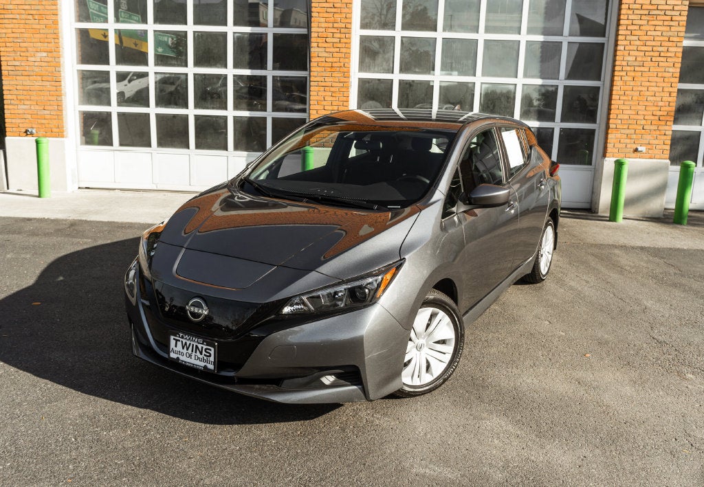 2025 Nissan Leaf S