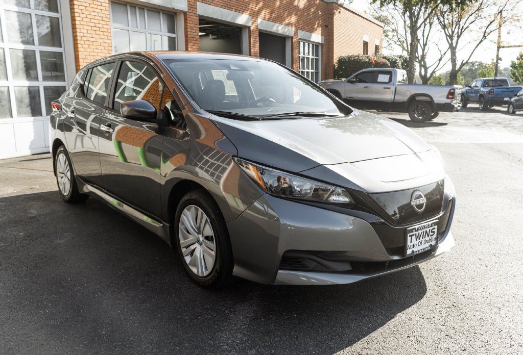 2025 Nissan Leaf S