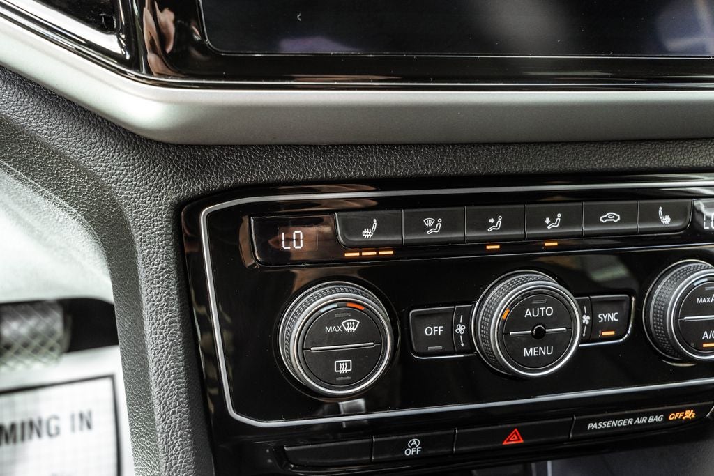 2022 Volkswagen Atlas Cross Sport 3.6L V6 SE w/Technology