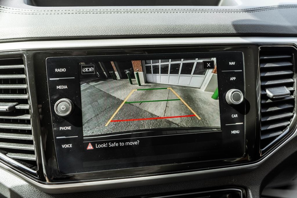 2023 Volkswagen Atlas Cross Sport 2.0T SEL R-Line