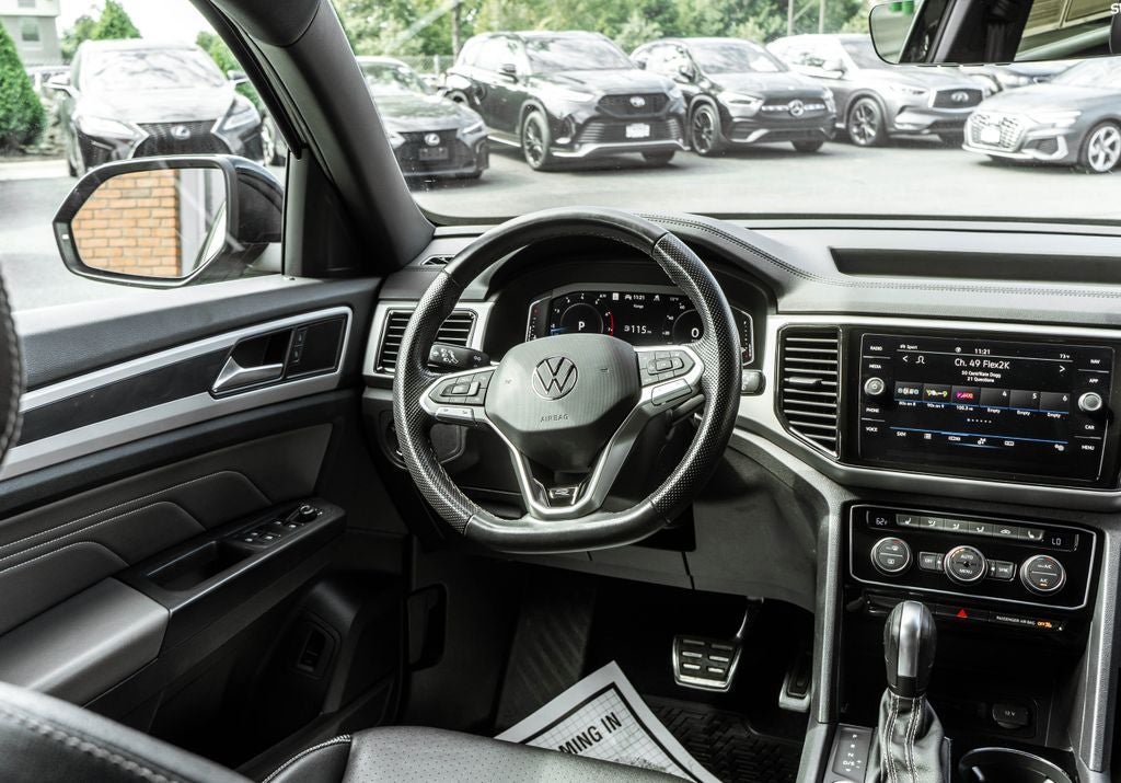 2023 Volkswagen Atlas Cross Sport 2.0T SEL R-Line