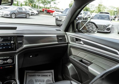 2023 Volkswagen Atlas Cross Sport 2.0T SEL R-Line
