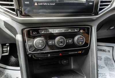 2023 Volkswagen Atlas Cross Sport 2.0T SEL R-Line