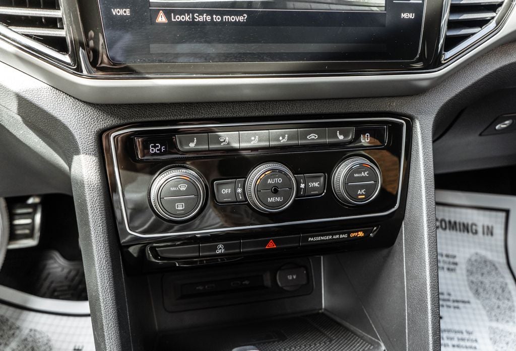 2023 Volkswagen Atlas Cross Sport 2.0T SEL R-Line
