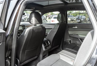 2023 Volkswagen Atlas Cross Sport 2.0T SEL R-Line