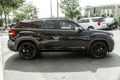 2023 Volkswagen Atlas Cross Sport 2.0T SEL R-Line