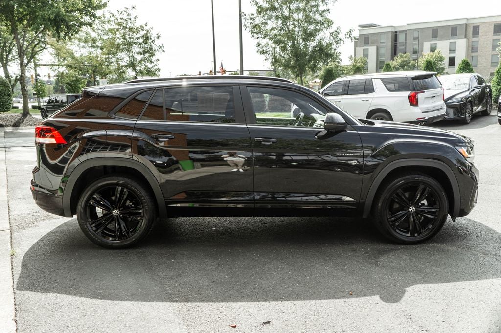2023 Volkswagen Atlas Cross Sport 2.0T SEL R-Line