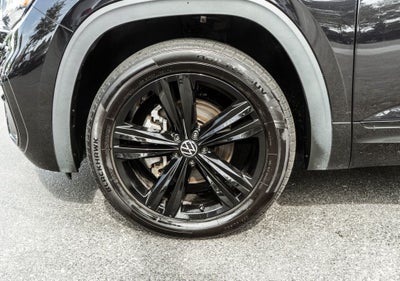 2023 Volkswagen Atlas Cross Sport 2.0T SEL R-Line