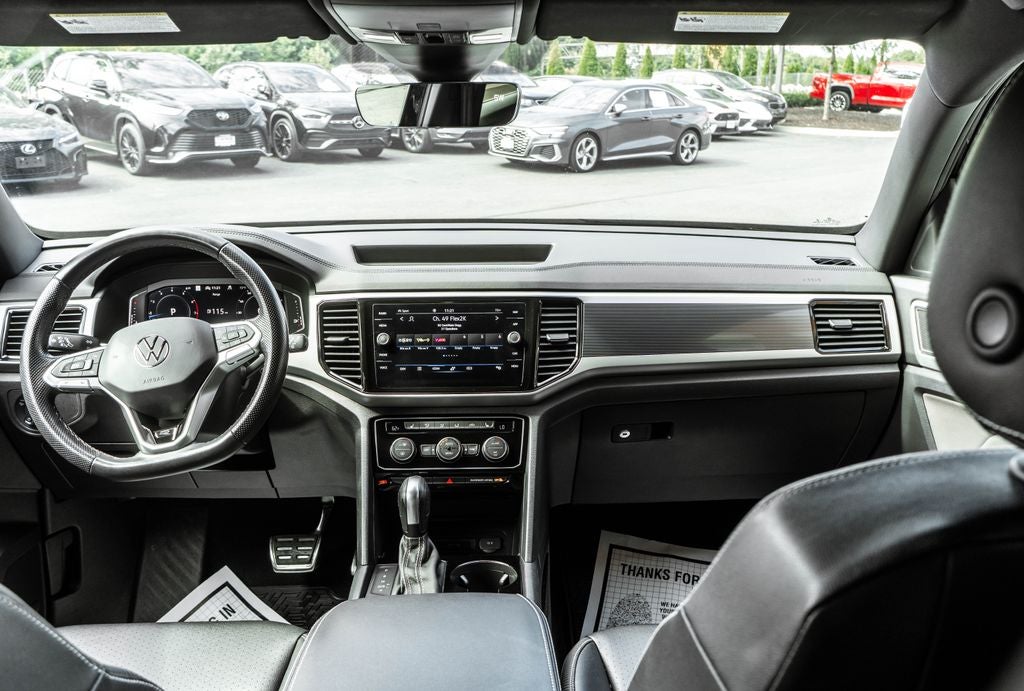 2023 Volkswagen Atlas Cross Sport 2.0T SEL R-Line