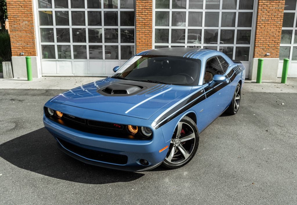 2016 Dodge Challenger R/T Shaker