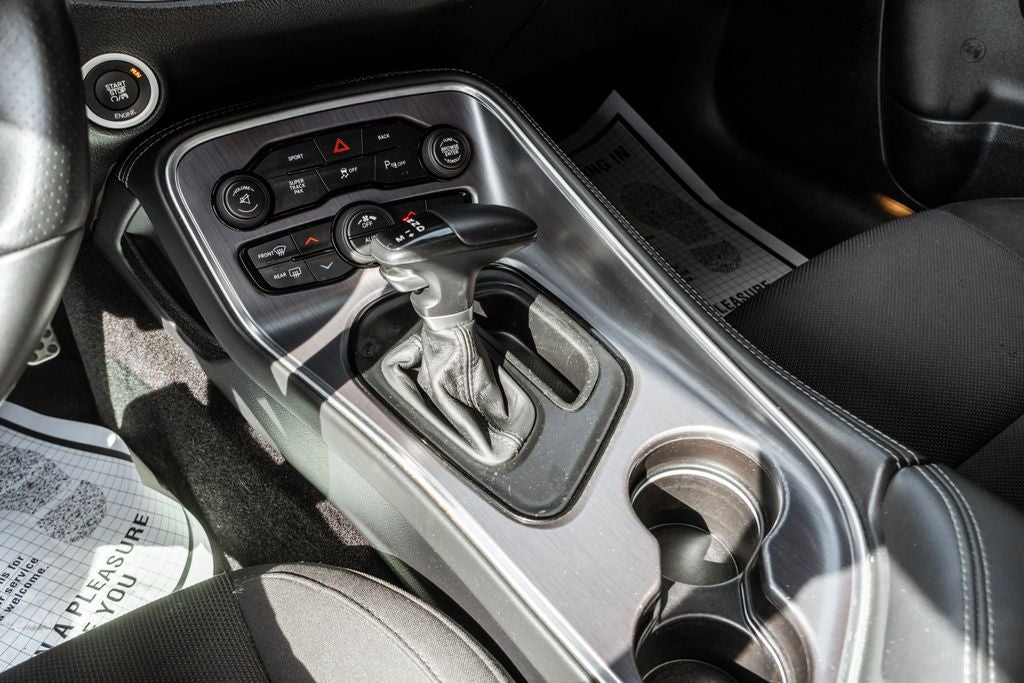 2016 Dodge Challenger R/T Shaker