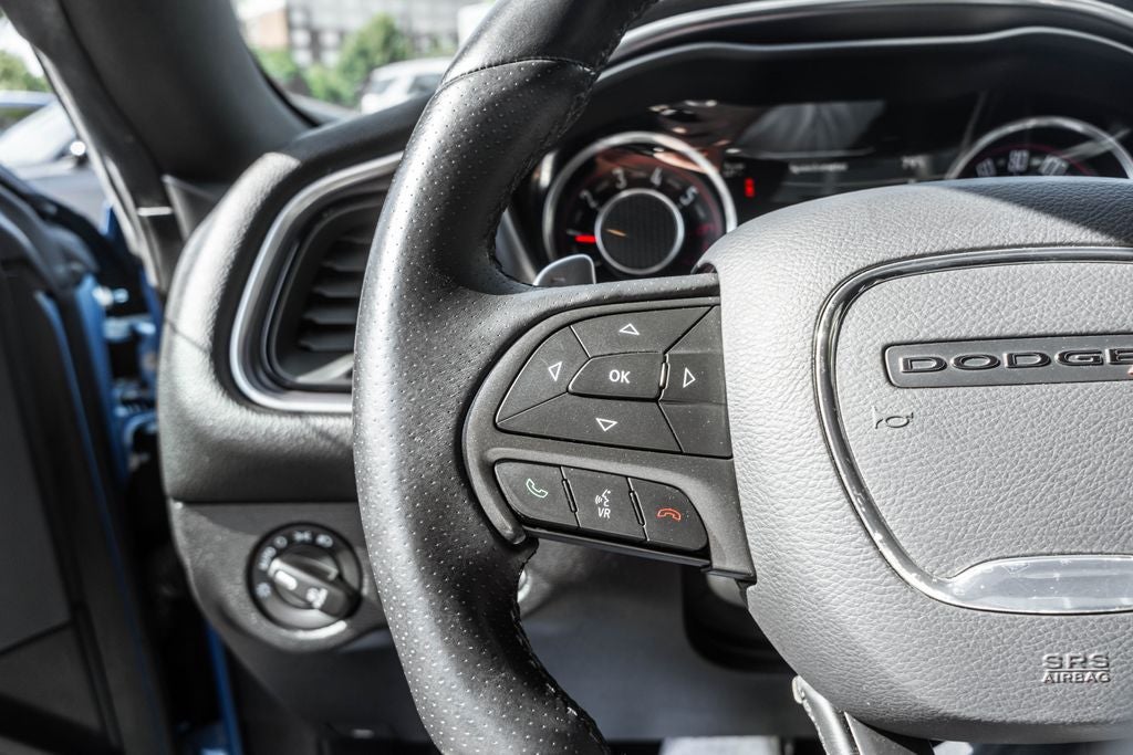 2016 Dodge Challenger R/T Shaker