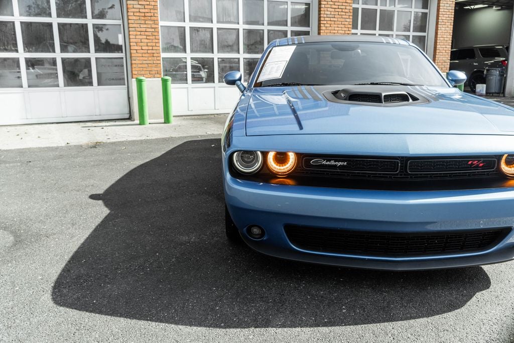 2016 Dodge Challenger R/T Shaker
