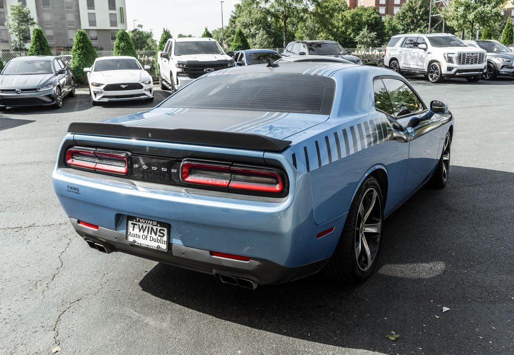 2016 Dodge Challenger R/T Shaker