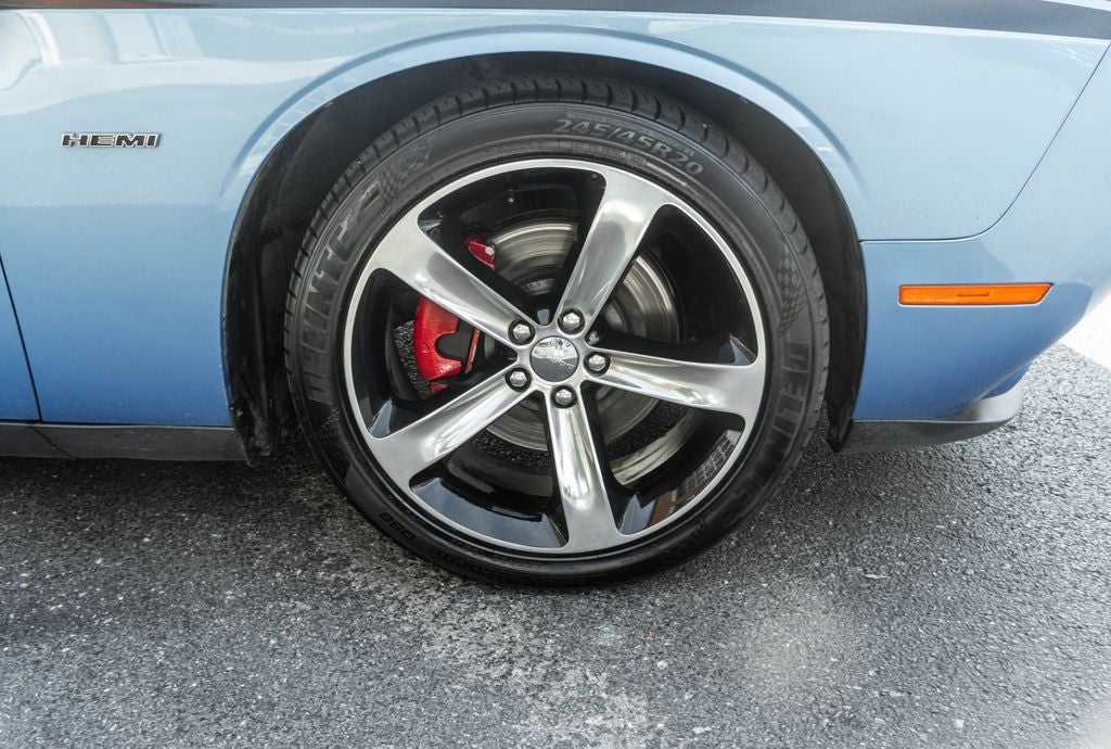 2016 Dodge Challenger R/T Shaker