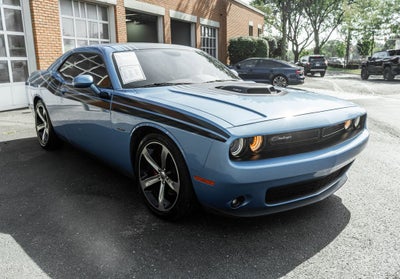 2016 Dodge Challenger R/T Shaker