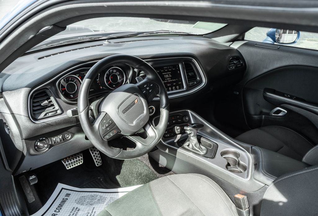 2016 Dodge Challenger R/T Shaker