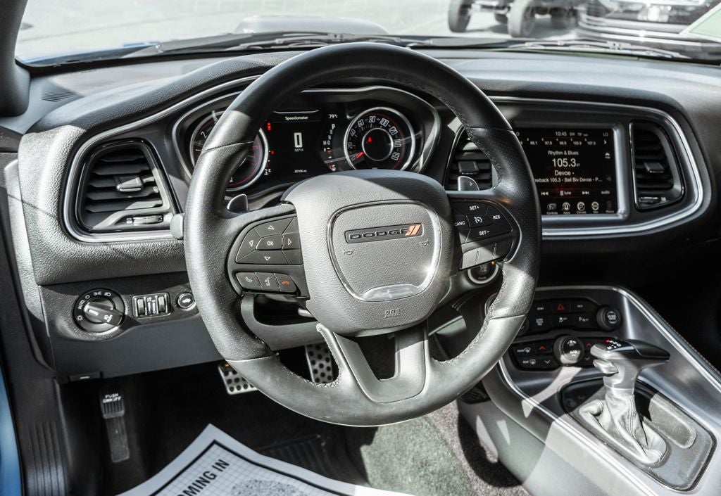 2016 Dodge Challenger R/T Shaker