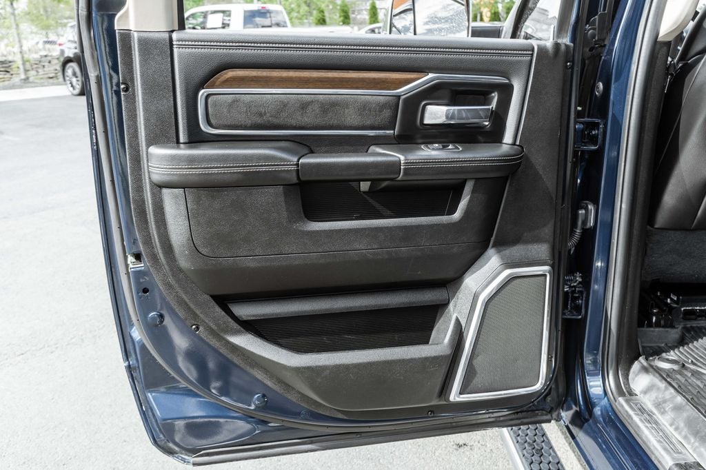 2022 RAM 2500 Laramie MEGA CAB