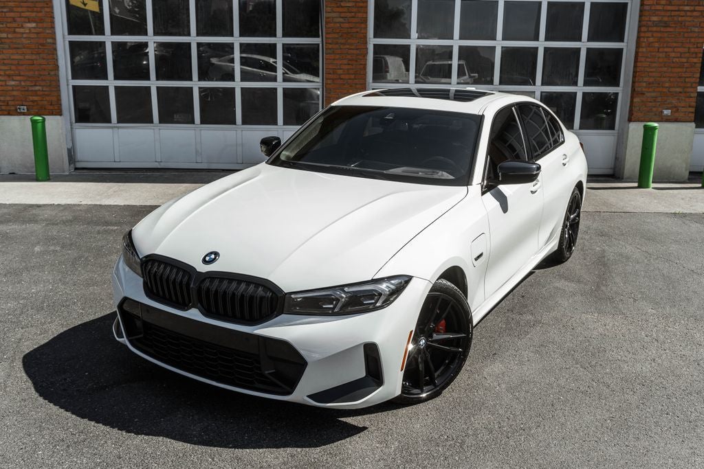 2023 BMW 3 Series 330e xDrive