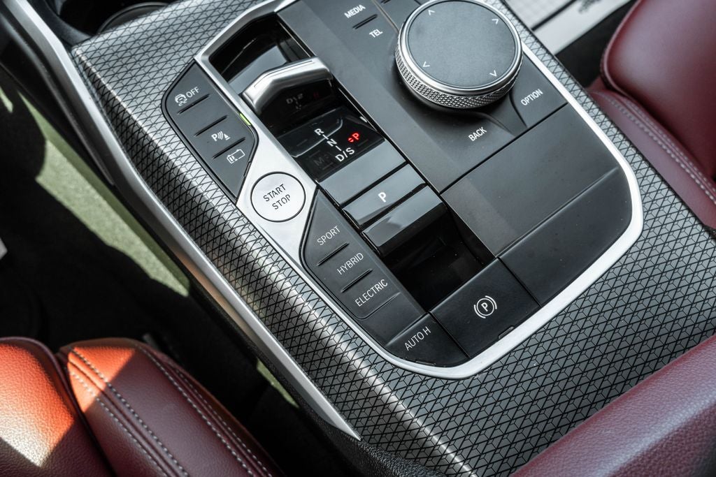 2023 BMW 3 Series 330e xDrive