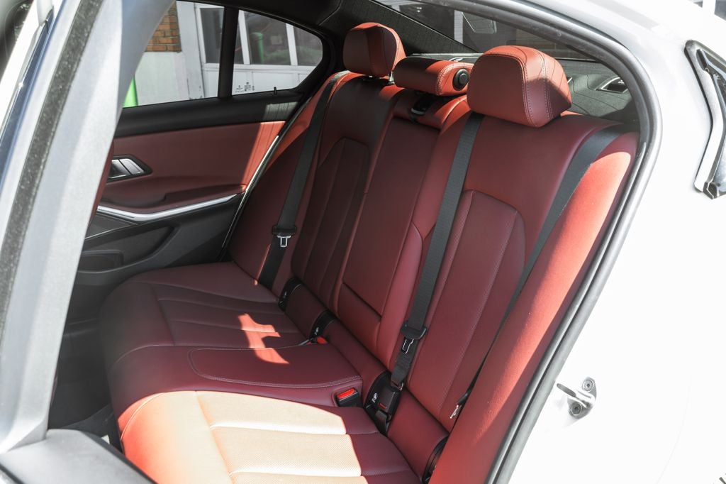 2023 BMW 3 Series 330e xDrive
