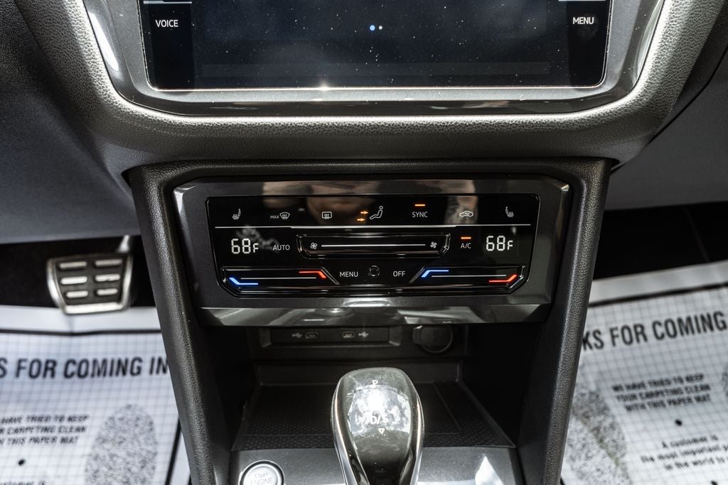 2022 Volkswagen Tiguan 2.0T SE R-Line Black