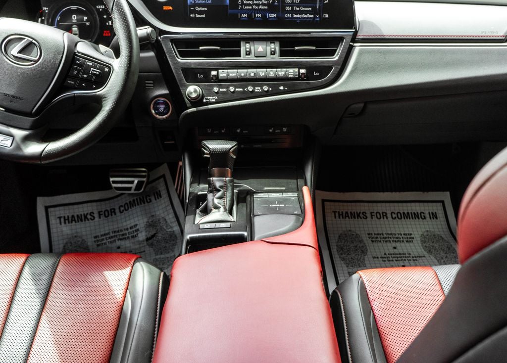 2022 Lexus ES 300h
