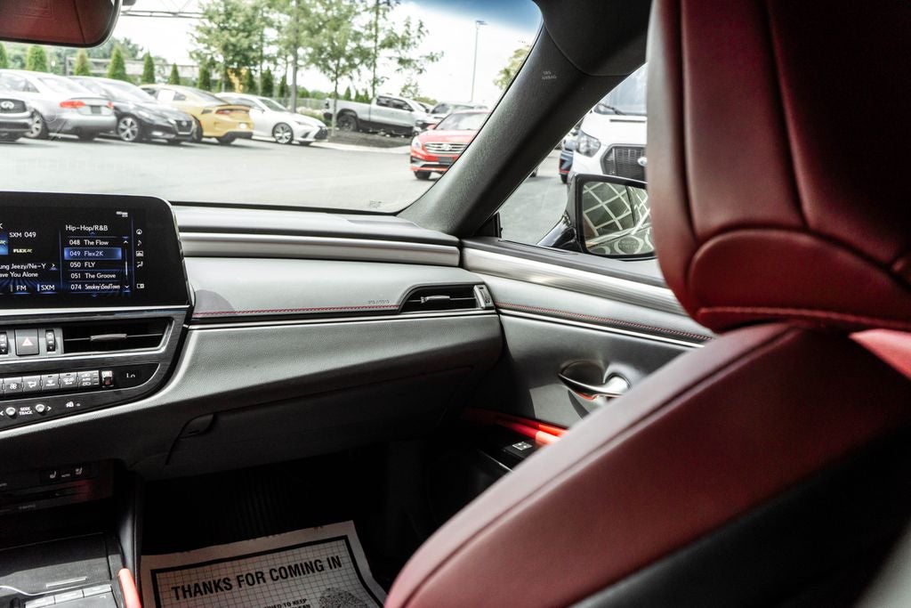 2022 Lexus ES 300h
