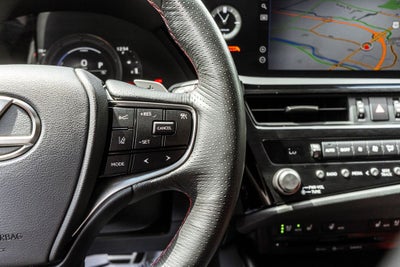 2022 Lexus ES 300h