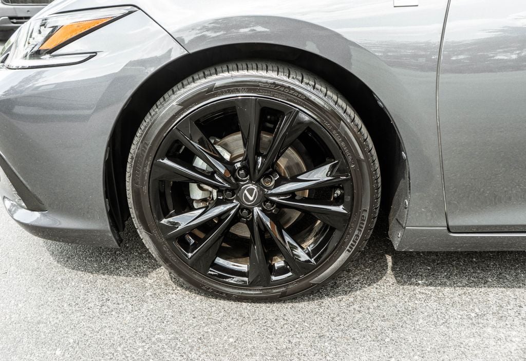 2022 Lexus ES 300h