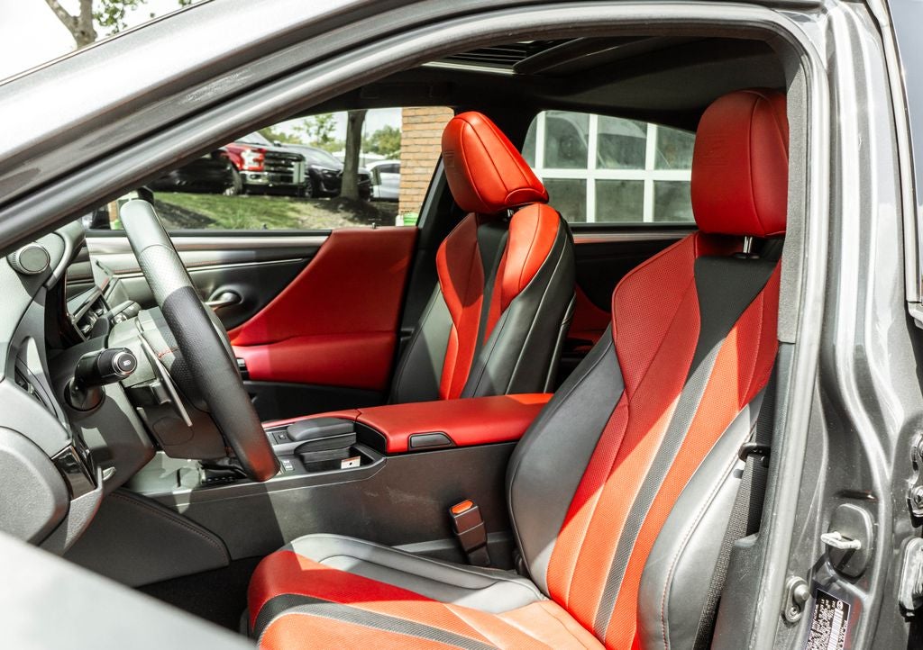 2022 Lexus ES 300h