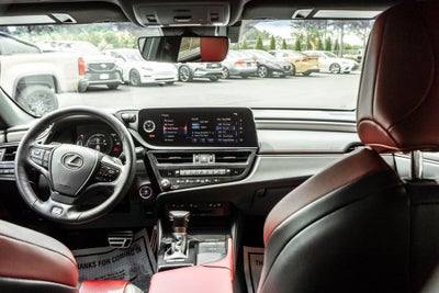 2022 Lexus ES 300h