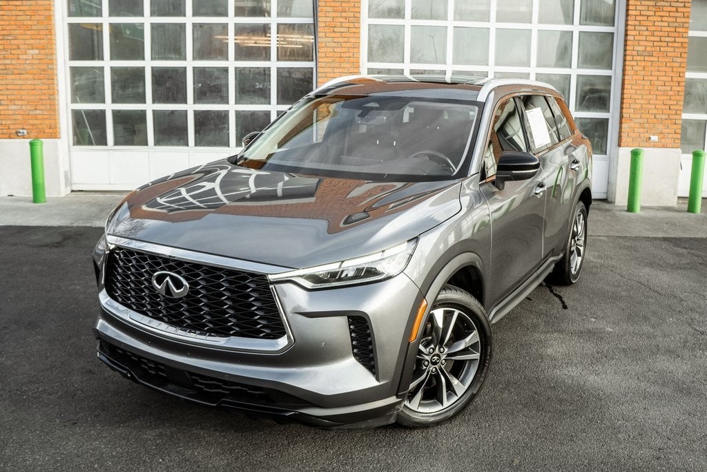 2023 INFINITI QX60 LUXE