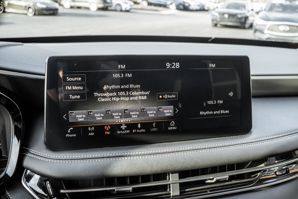 2023 INFINITI QX60 LUXE