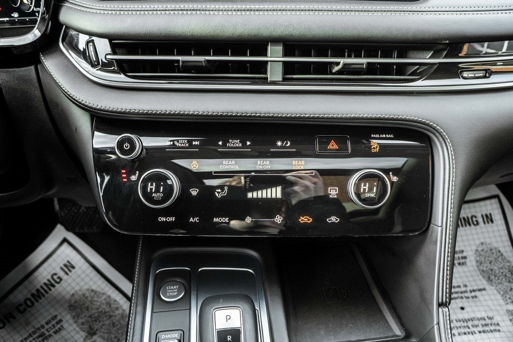 2023 INFINITI QX60 LUXE