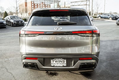 2023 INFINITI QX60 LUXE